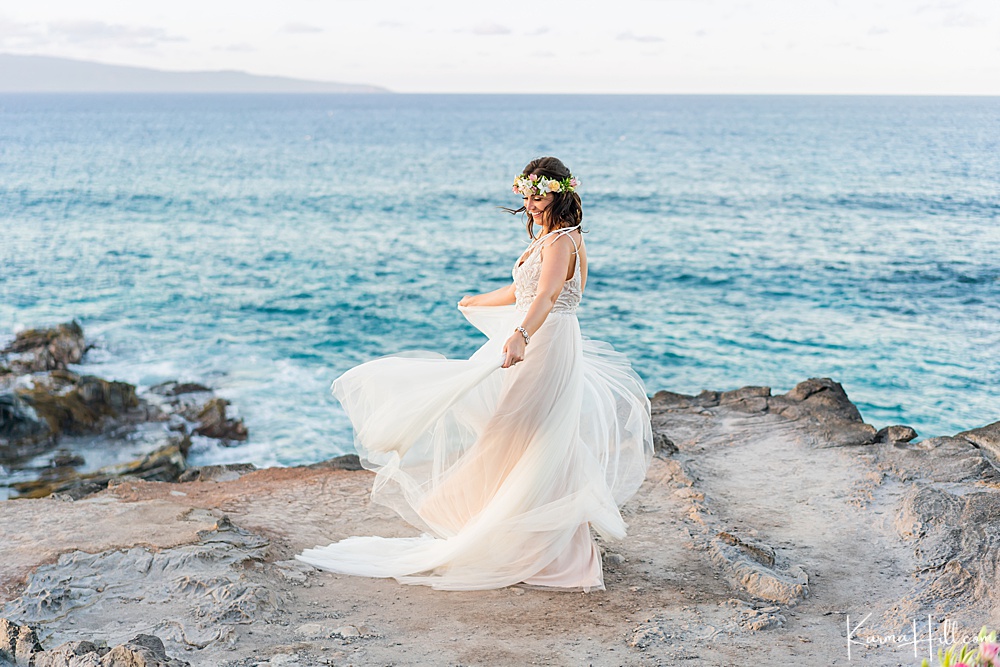 bride - maui photographer - photos - beach wedding - anniversary 