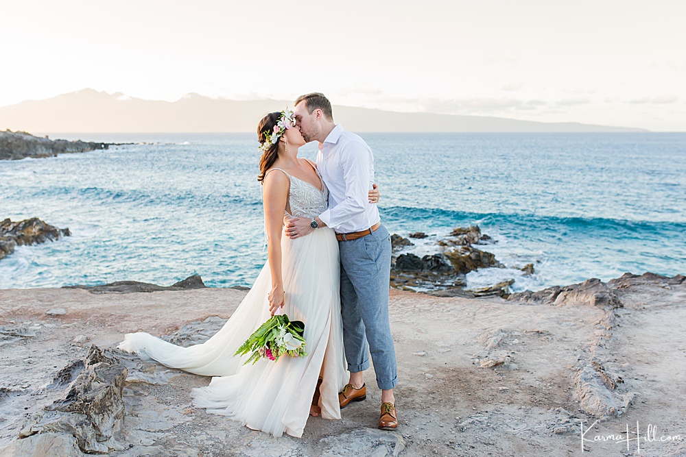 hawaii vow renewal - photographer - couple - anniversary 