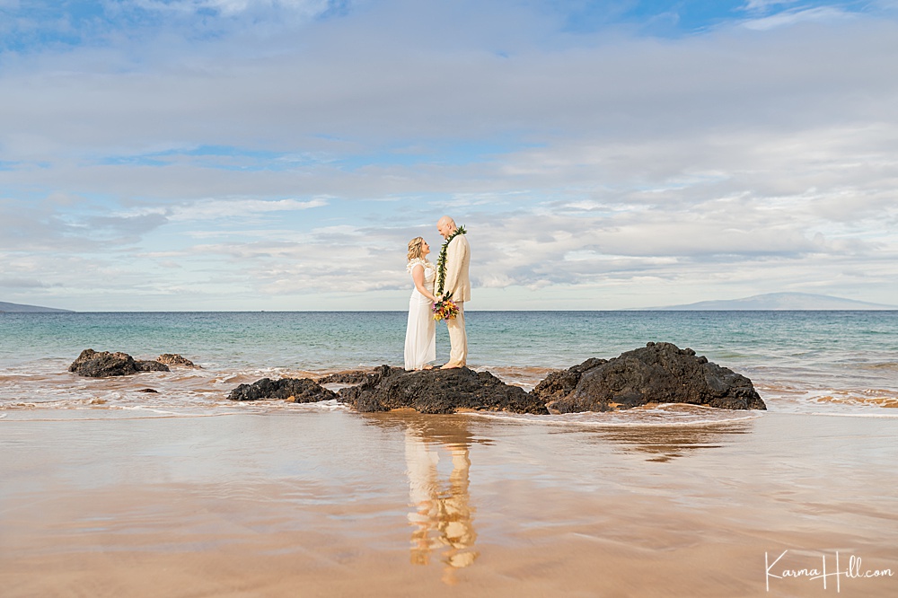 Vow renewal Maui - maui beach wedding - hawaii photographer 
