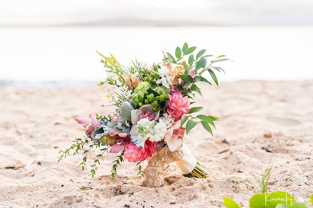 beach wedding - bouquet inspiration 