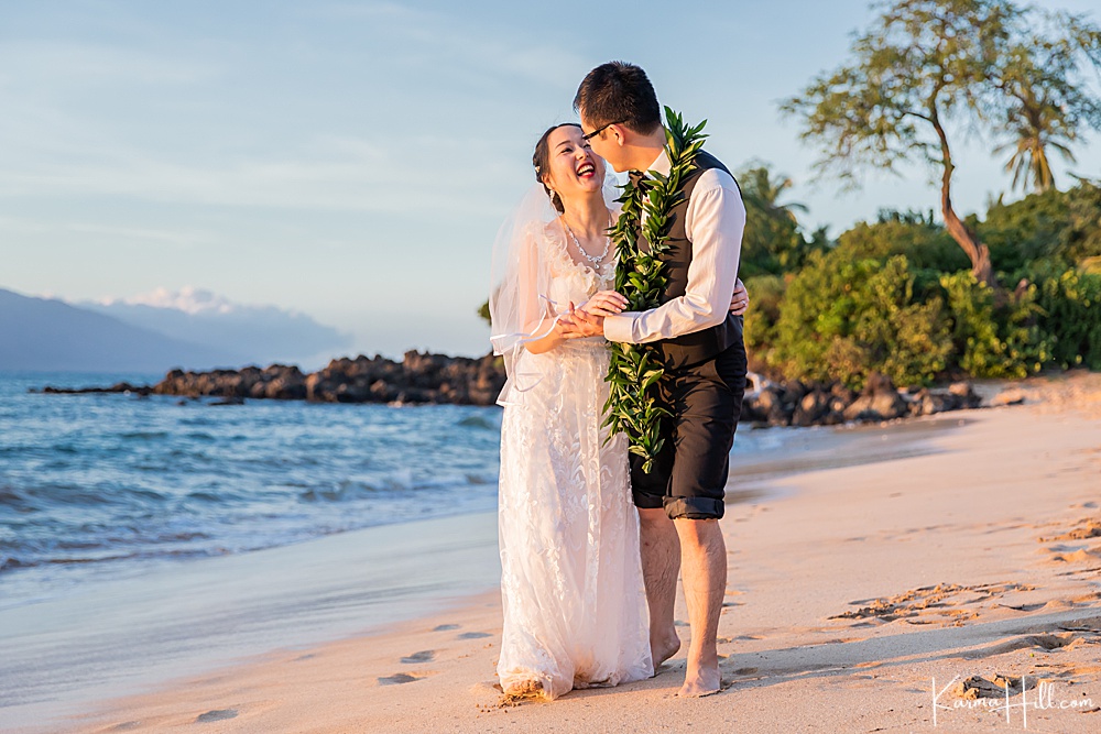 Beach locations - Maui elopements
