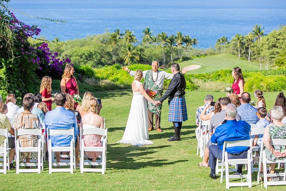 Hawaii venue wedding at Gannon's