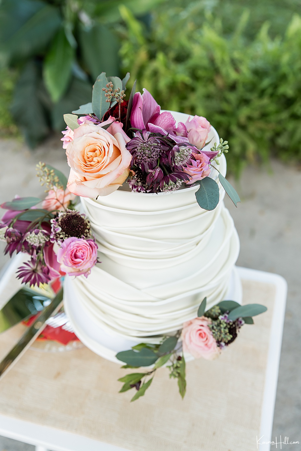 maui wedding cake - best maui wedding cakes - hawaii wedding cake ideas 