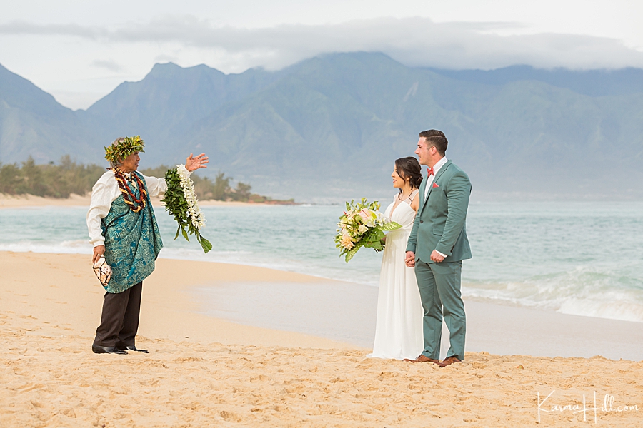 elegant Maui elopement on the beach 