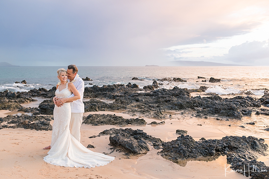 Maui wedding at sunset 