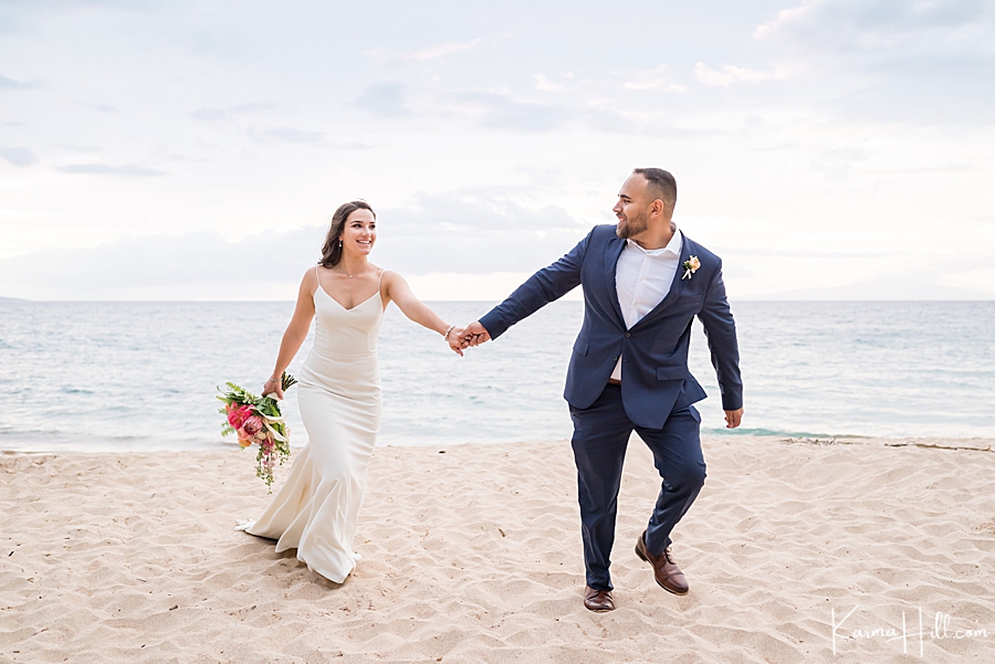 beach wedding in Maui