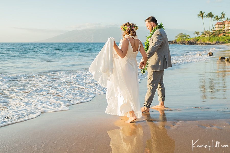 wedding on the beach in Maui 