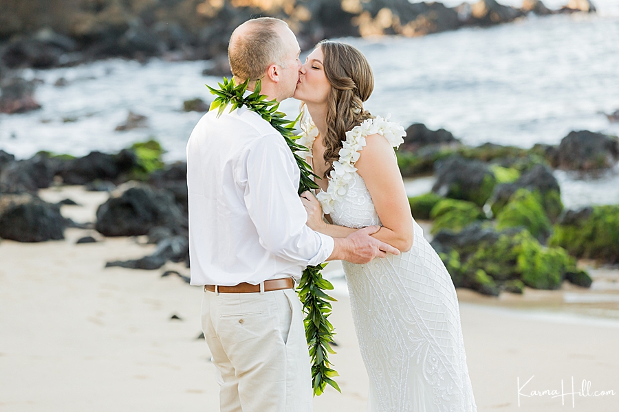 Maui first kiss 