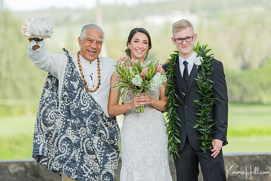 Maui wedding minister