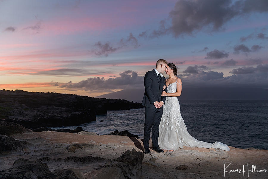 sunset wedding in Maui 