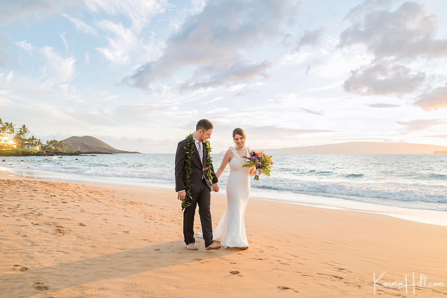 hawaii elopement on the beach