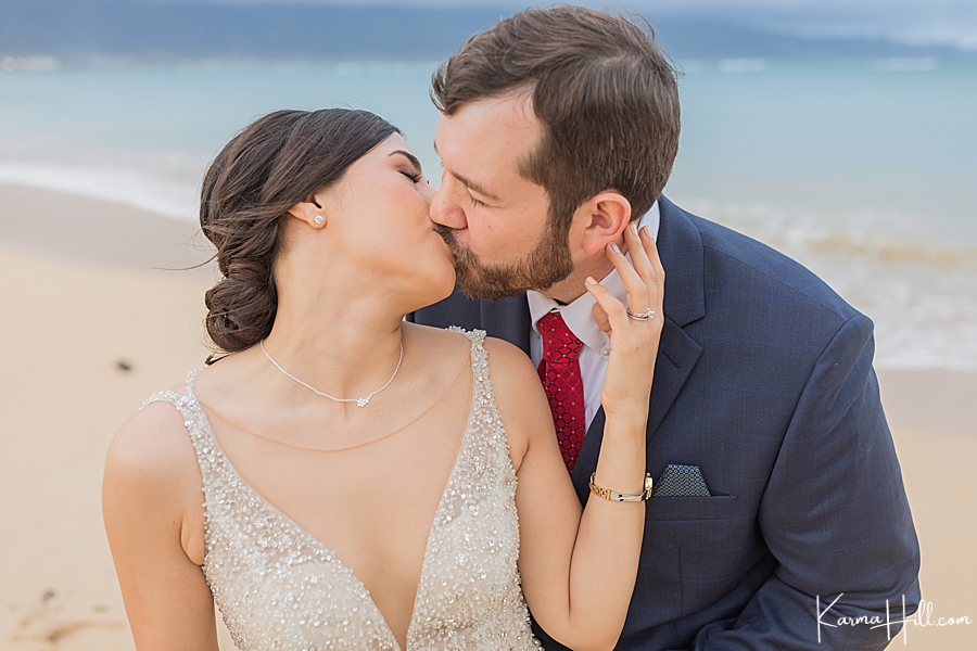 Maui beach elopement kiss
