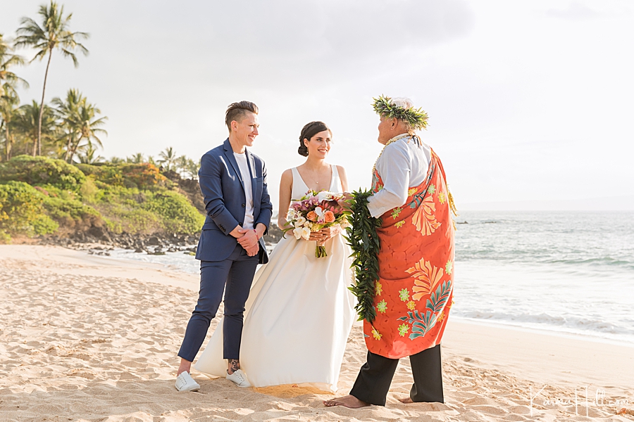 Hawaii same sex beach wedding