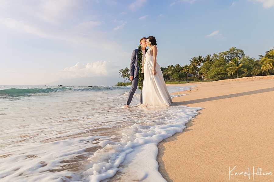 two female maui beach wedding