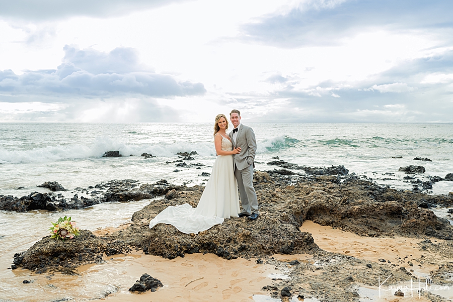 sunset wedding in hawaii 