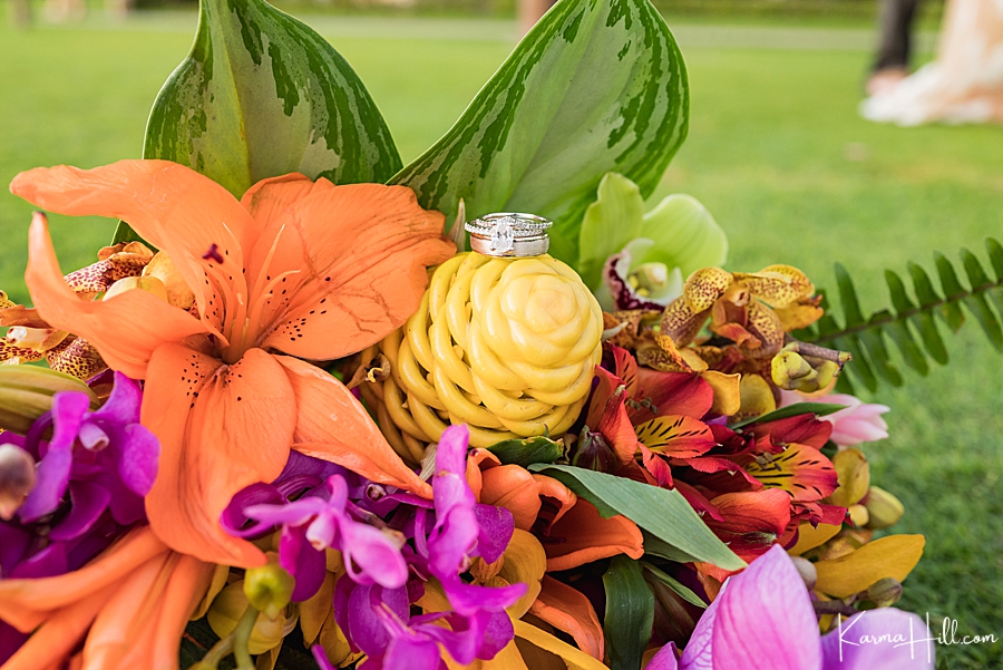 rustic hawaiian bouquet 