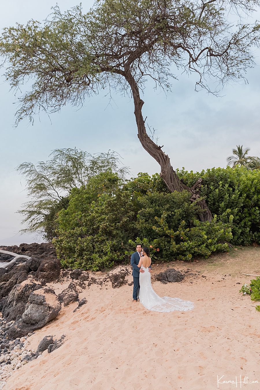 hawaii beach wedding 
