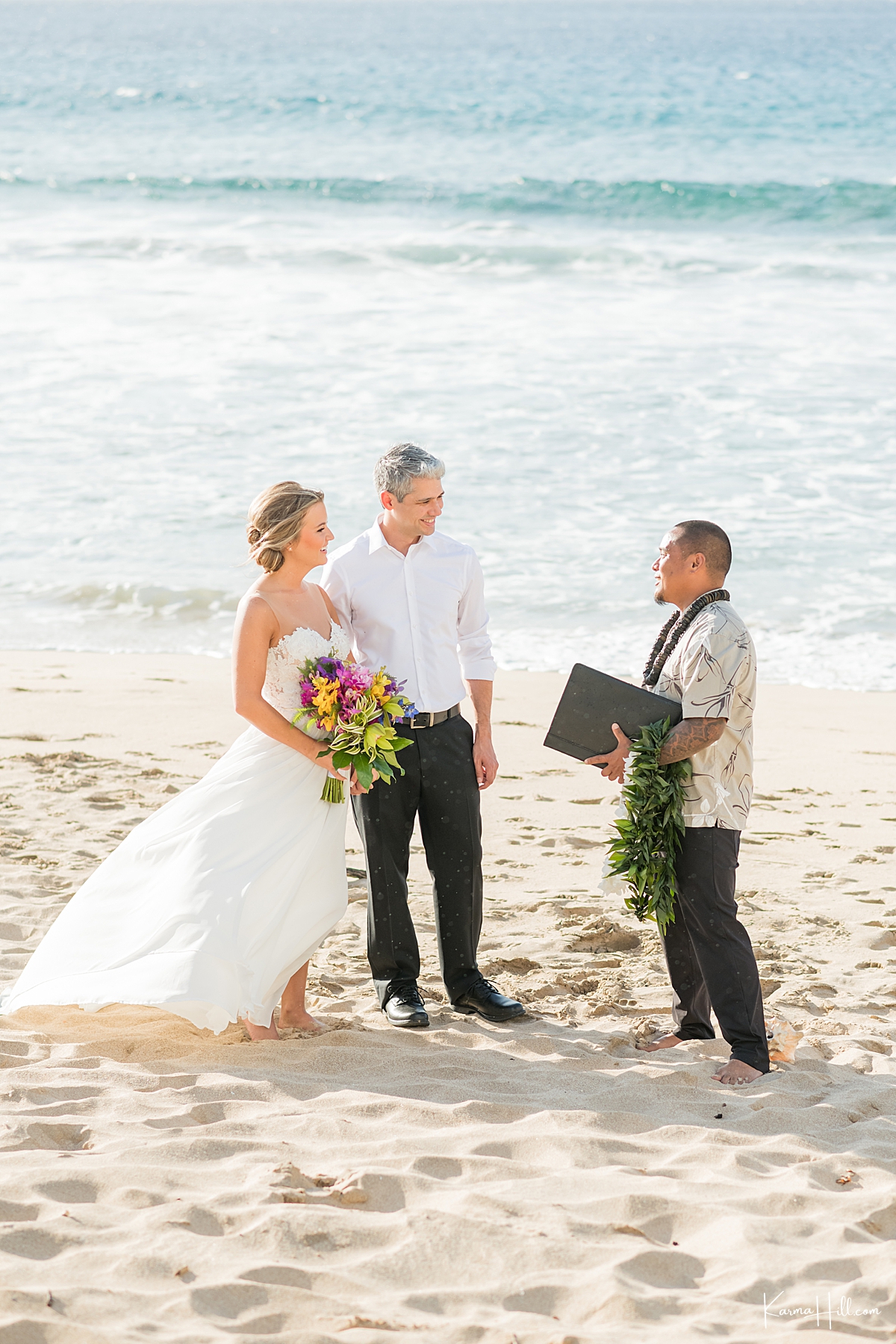 real wedding on maui beach with hawaiian minister 