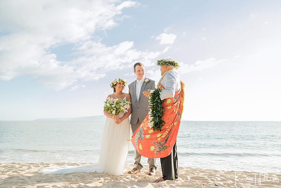 real elopement on maui with a hawaiian minister and ocean view 