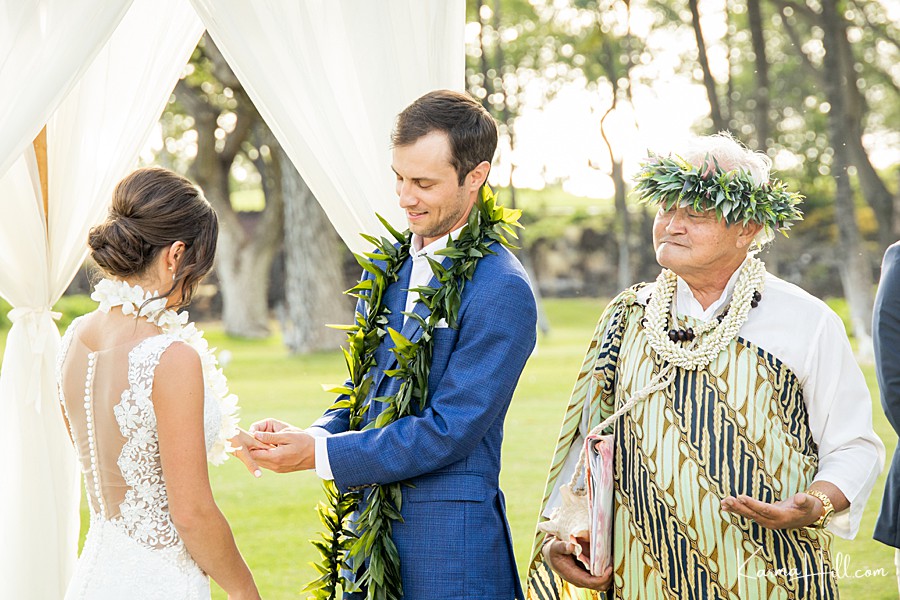 Hawaiian ceremony at maui wedding venue