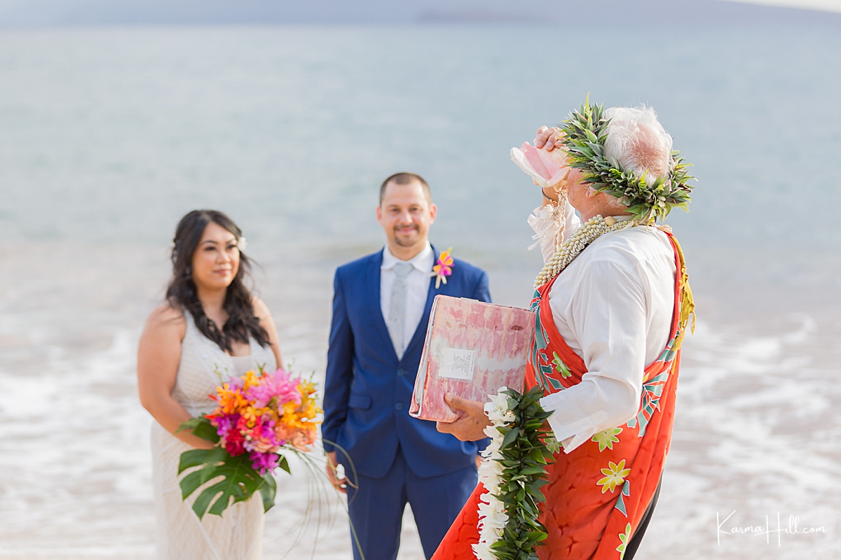 Love, Sweet Love - Genevieve & Paul's Hawaii Elopement