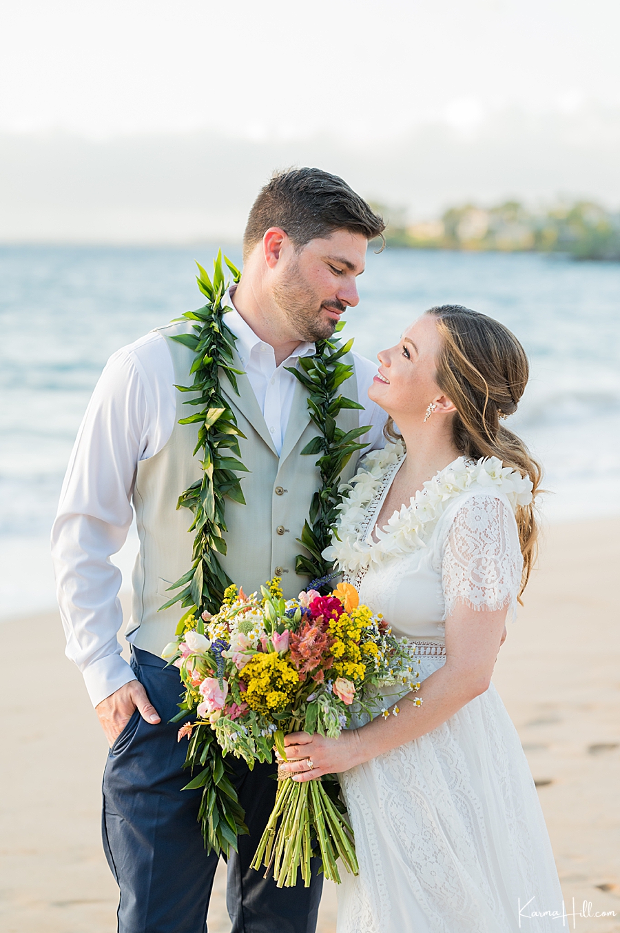 Beach Wedding in Maui portraits