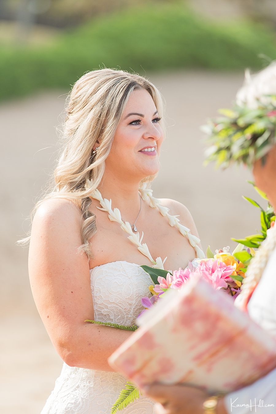 beach wedding bridal looks