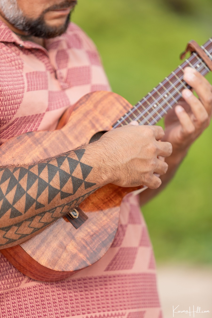 maui wedding ukulele player