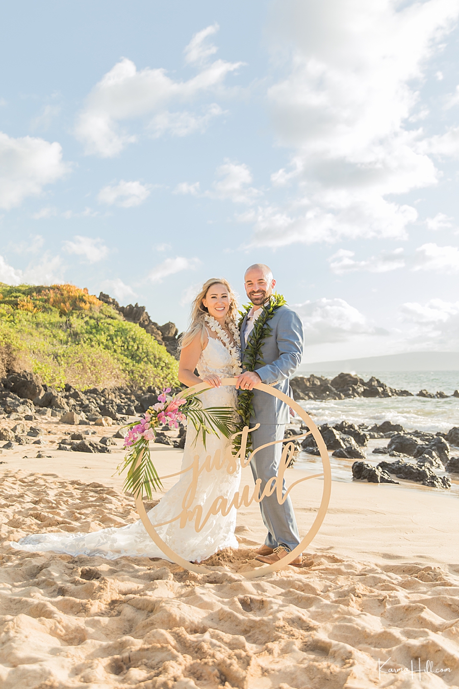 Hawaii beach elopement
