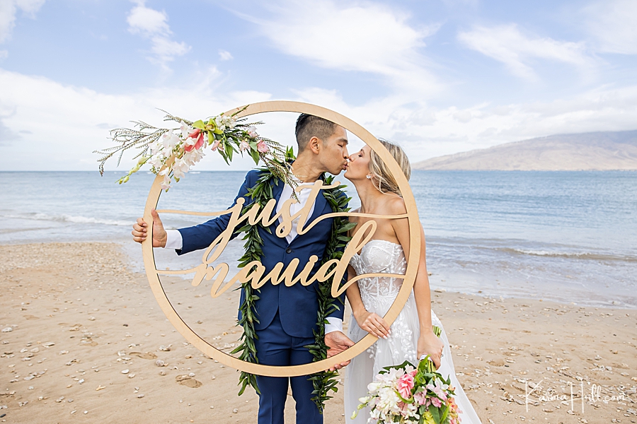 bride and groom beach photographer