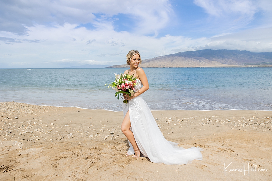 best bridal looks for outdoor hawaii wedding