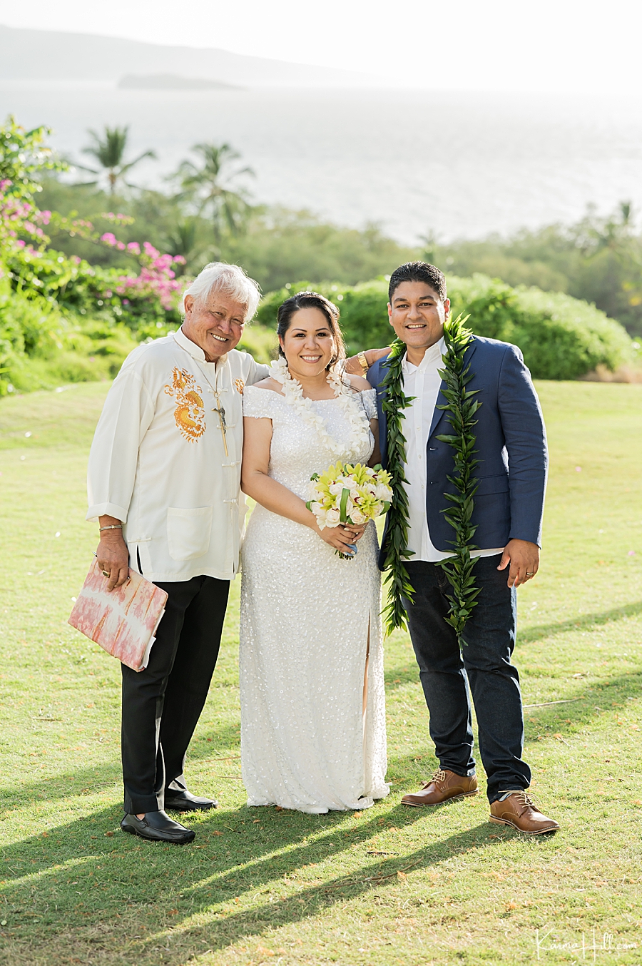 Maui wedding ministers and Officiants