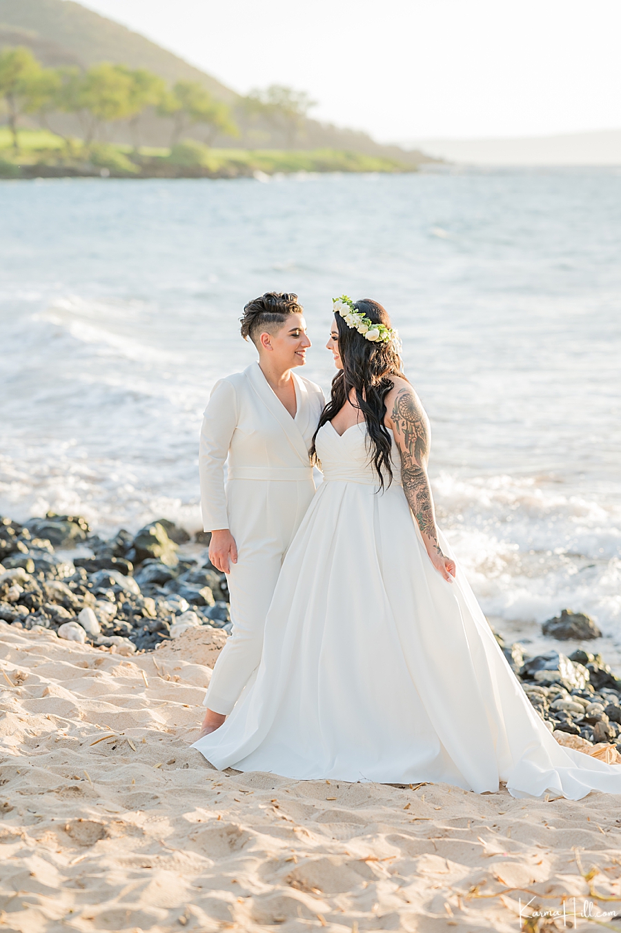 brides at Maui beach wedding