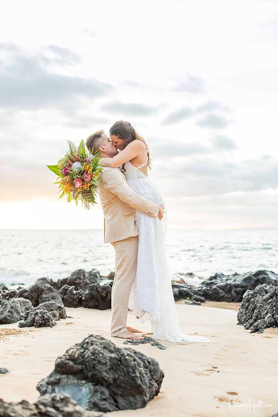 Maui beach elopement

