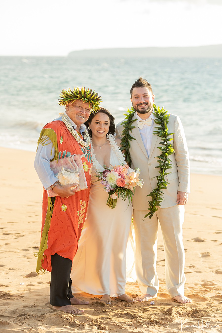 Maui wedding ministers and Officiants
