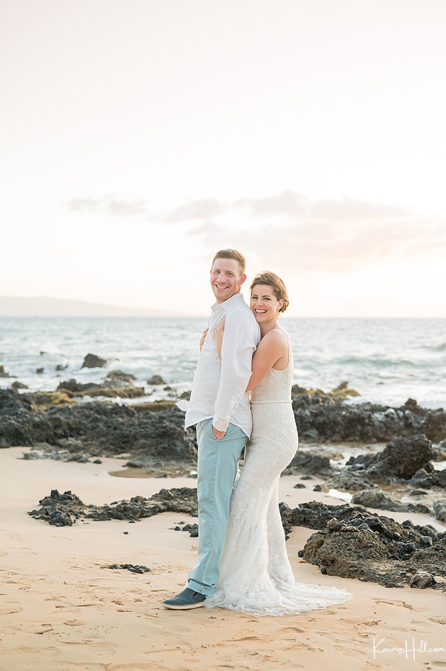 bride and groom beach pose ideas