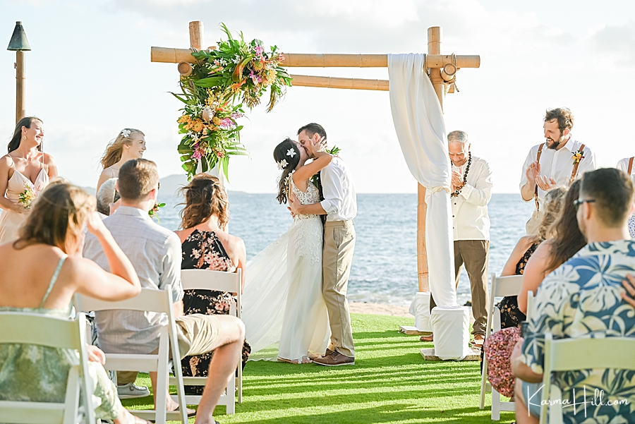 bride and groom wedding kiss photography in maui