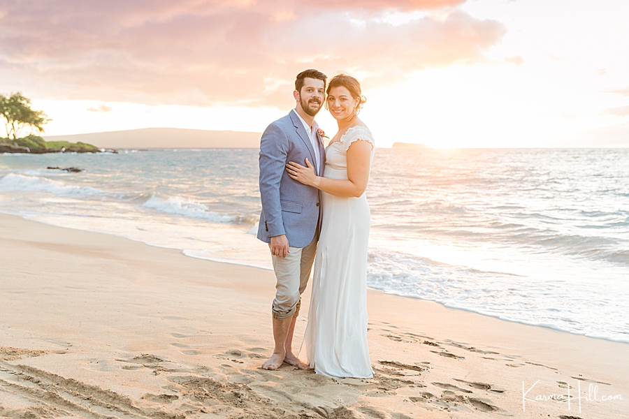 sunset wedding beach in hawaii