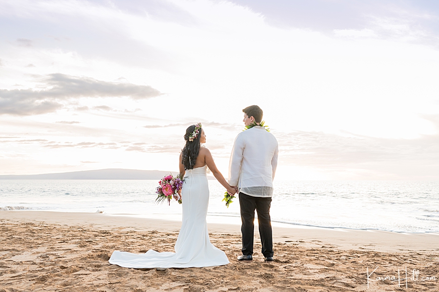sunset wedding in Maui
