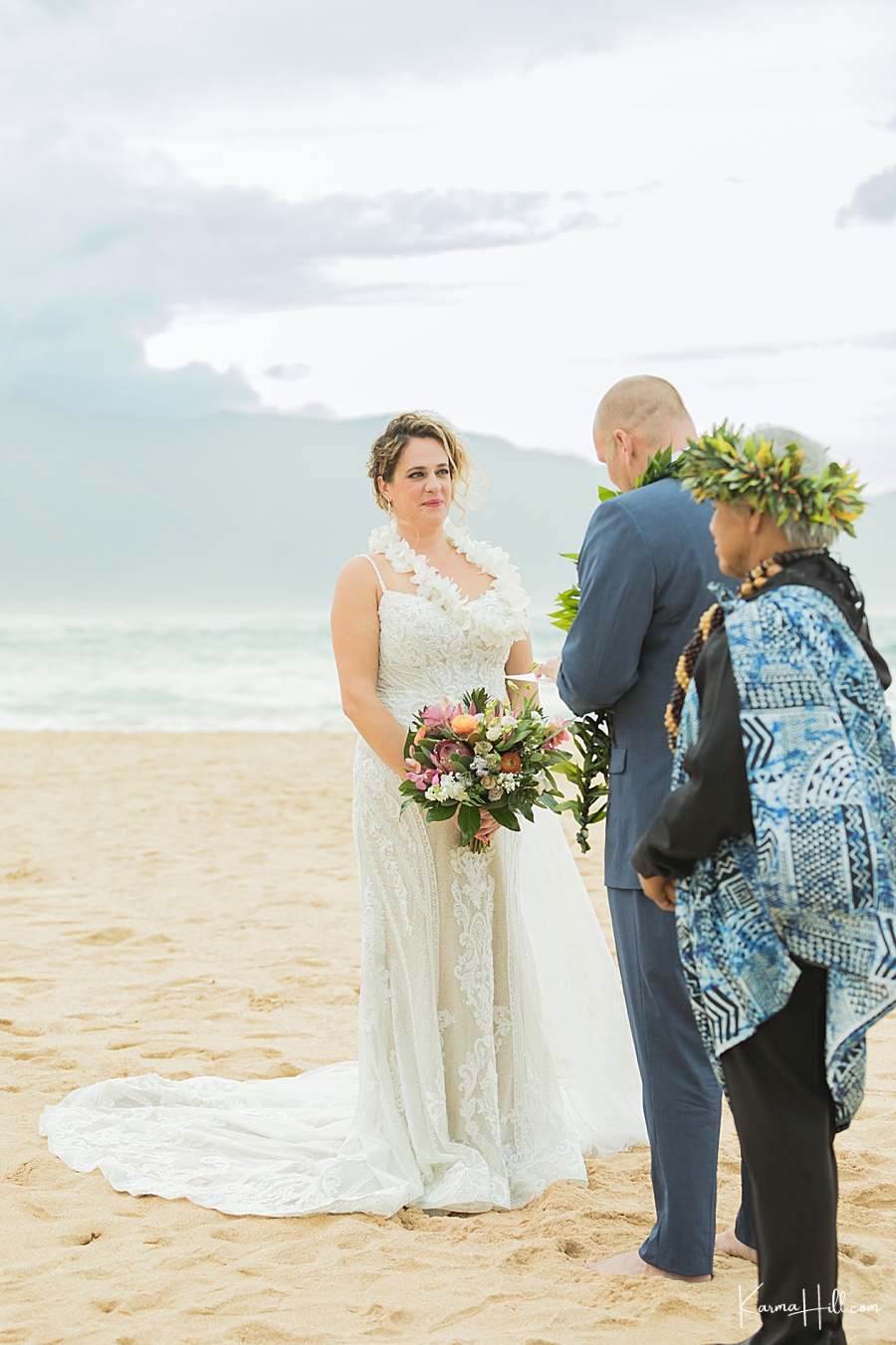 bridal looks for maui beach wedding