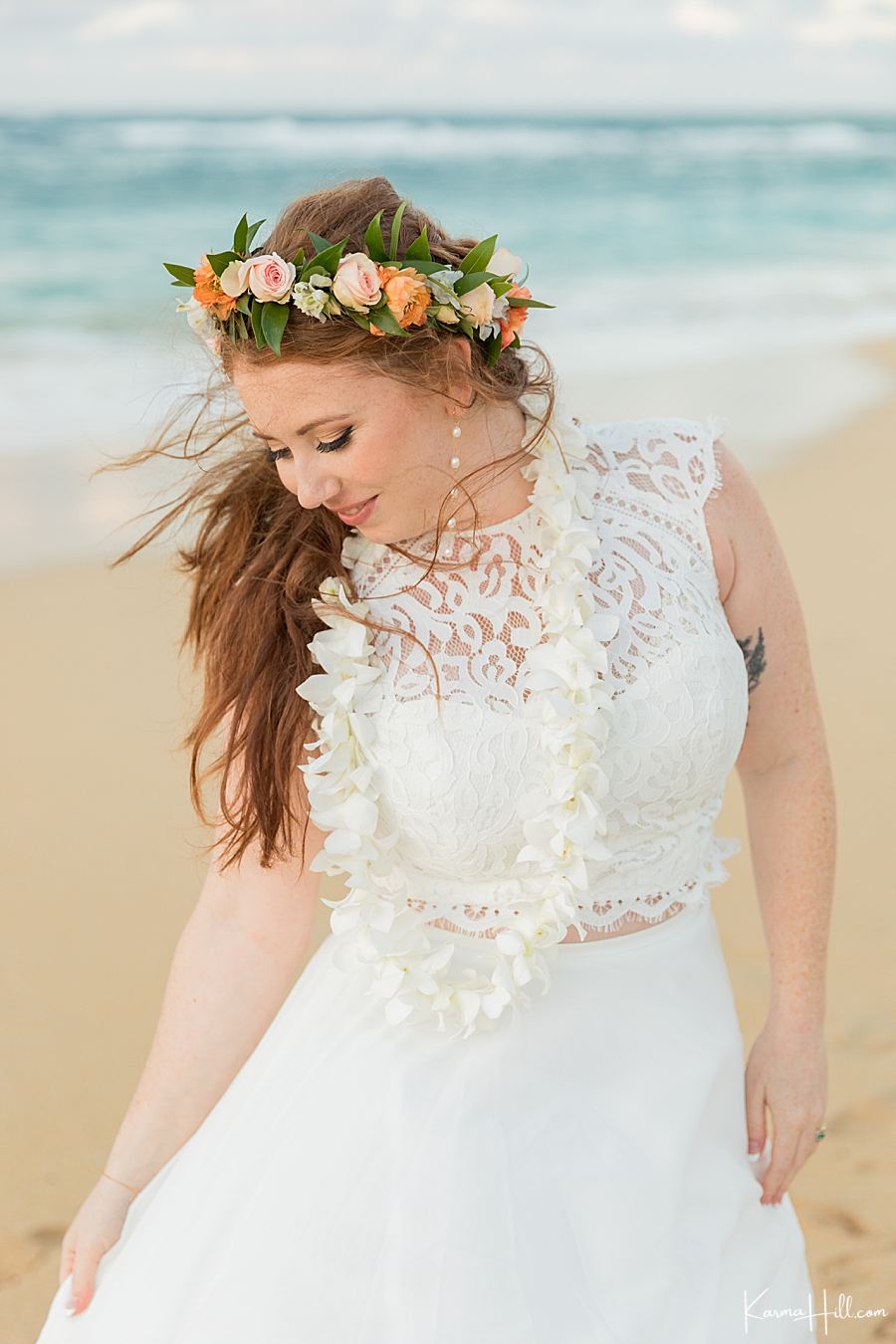 Maui destination wedding looks for bride