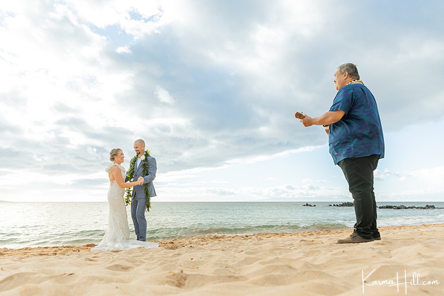 bride and groom first dance at maui beach elopement