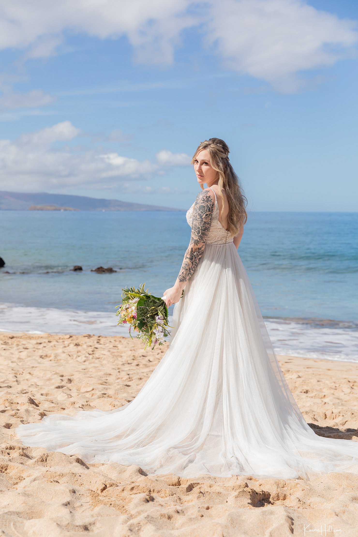best bridal looks for maui venue wedding