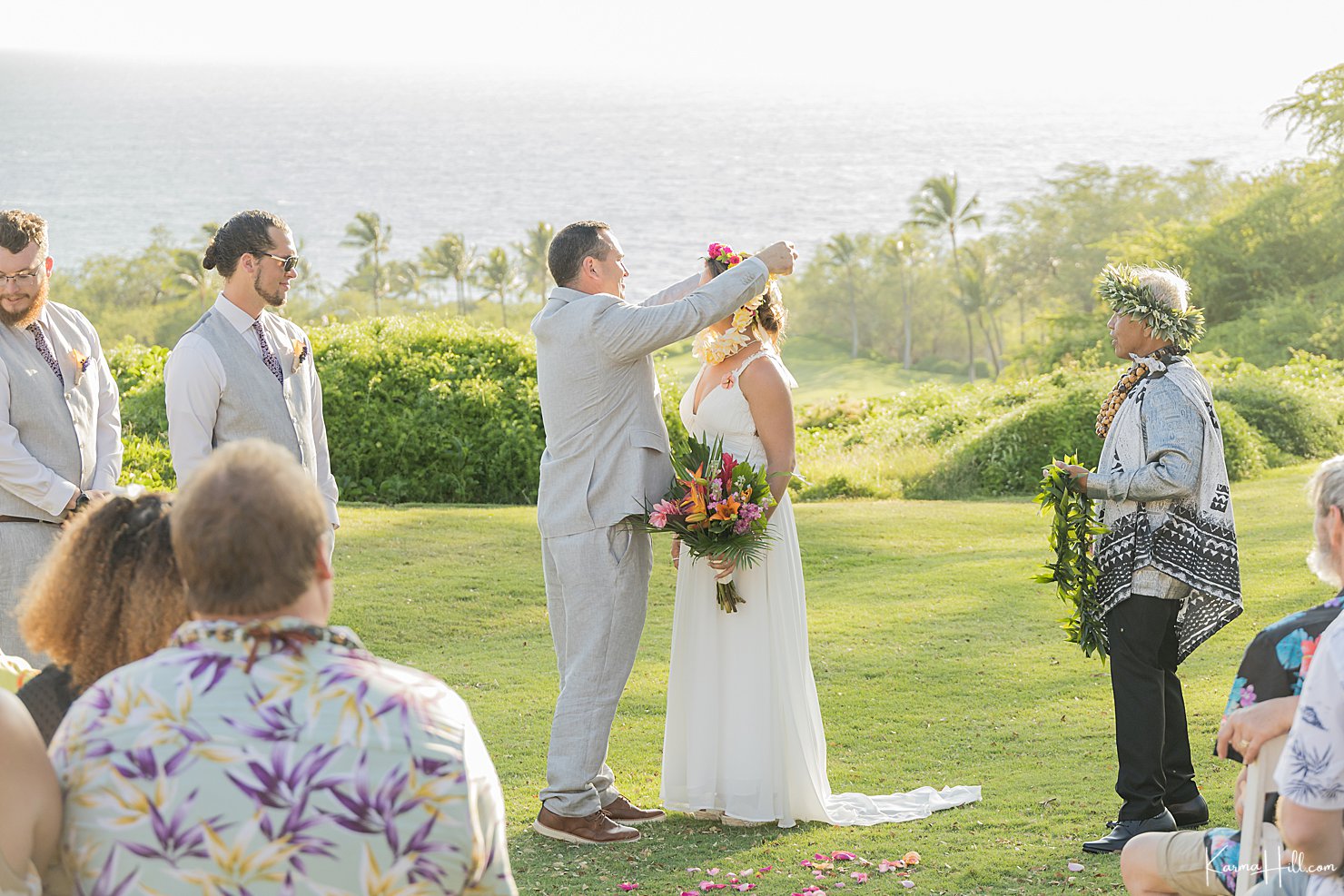 Building Memories - Amber & Jason's Hawaii Wedding