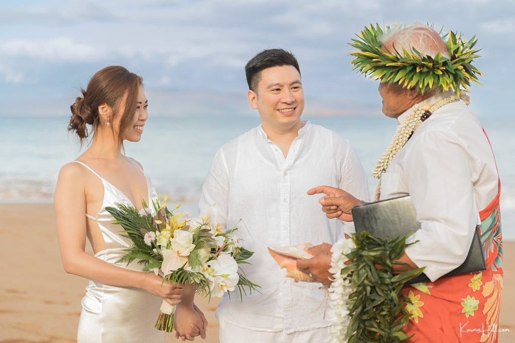 po'olenalena beach maui wedding