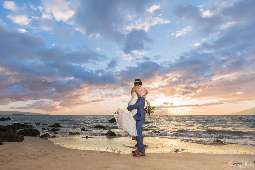 Hawaii beach wedding photography