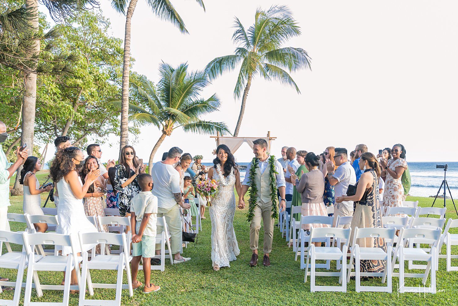 The Perfect Reflection - Michelle & Russell's Maui Venue Wedding