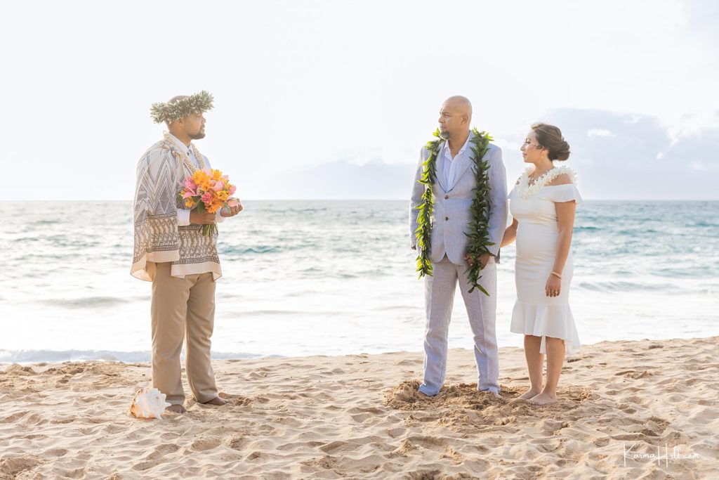 maui vow renewal on the beach
