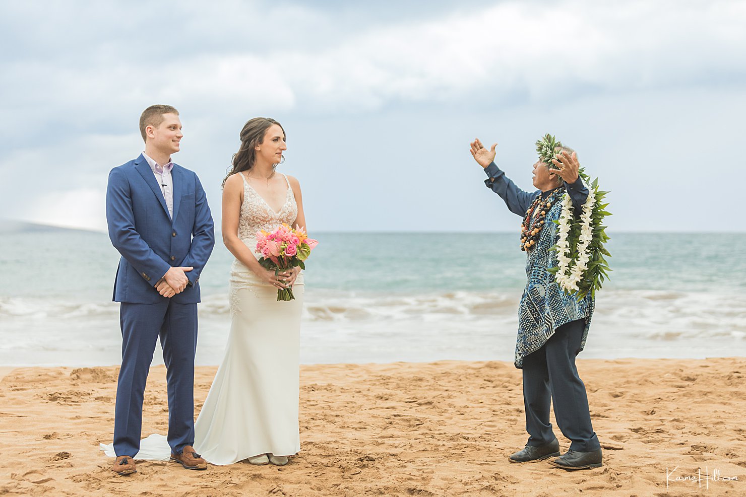 officiant for elopements on Maui