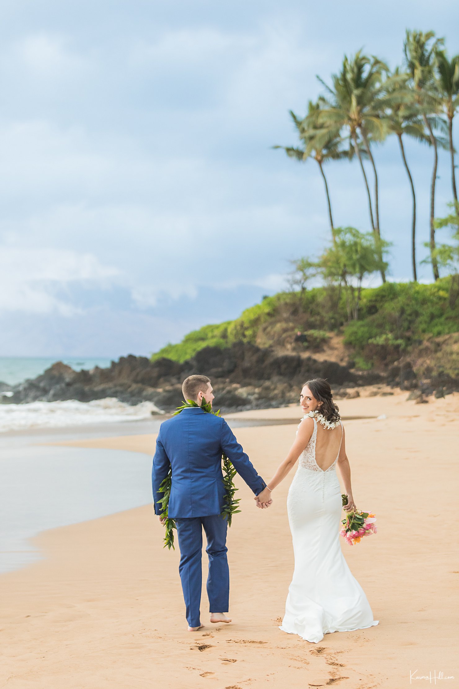 elope on the beach in Maui